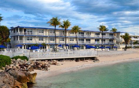 Glunz resort fl - Glunz Ocean Beach Hotel & Resort 351 East Ocean Drive Key Colony Beach, FL 33051-0009 800.321.7213 | 305.289.0525